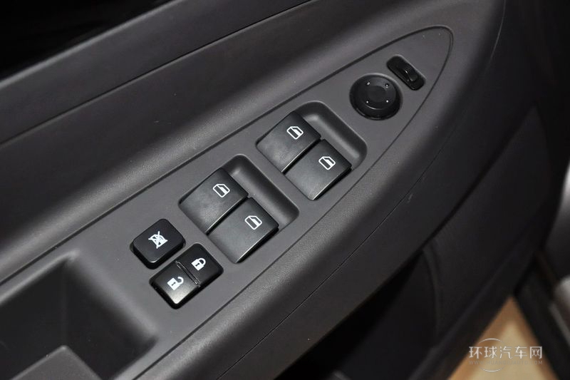 2014款 1.5L 自動尊雅型