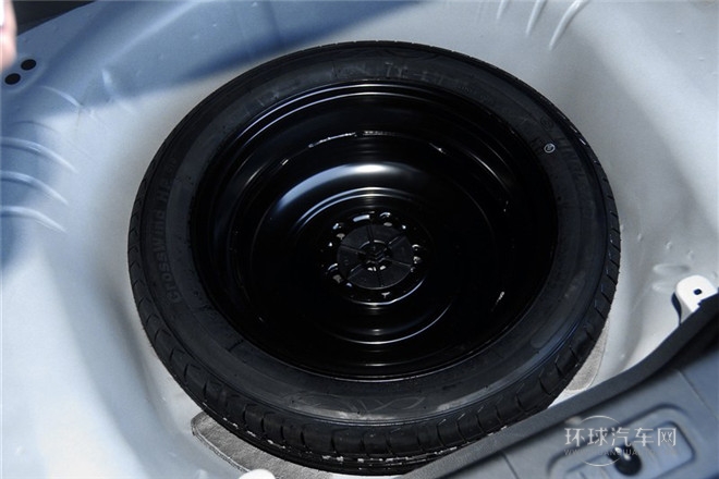 2014款 2.0L 手動豪華型