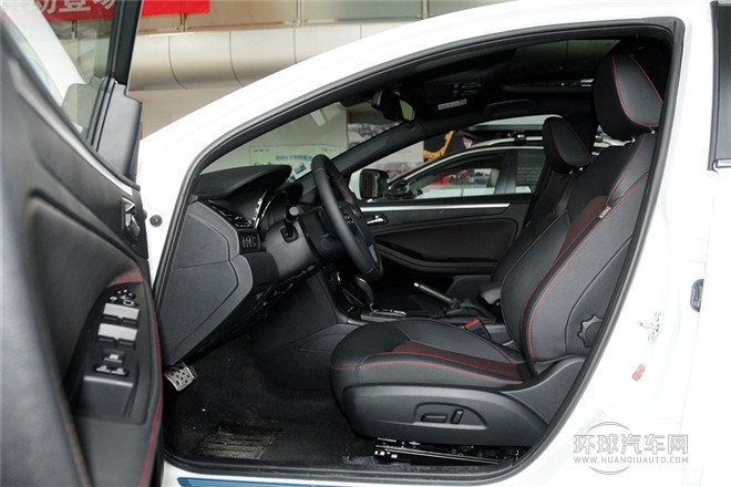 2014款 1.8T 自動運動豪華型