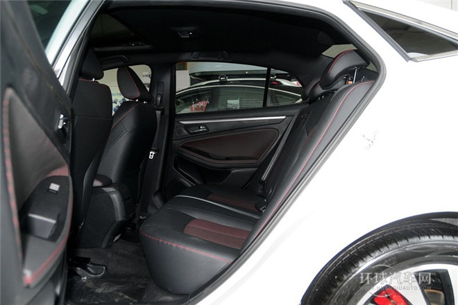 2014款 1.8T 自動運動豪華型