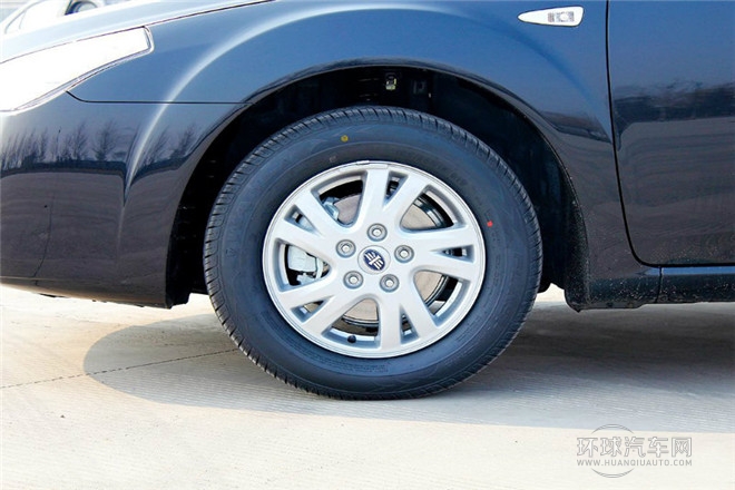 2013款 1.6L MT伙伴版