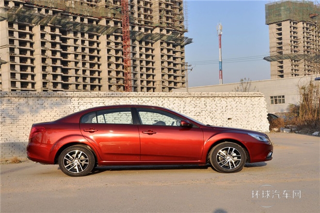 2013款 1.6L MT舒適型