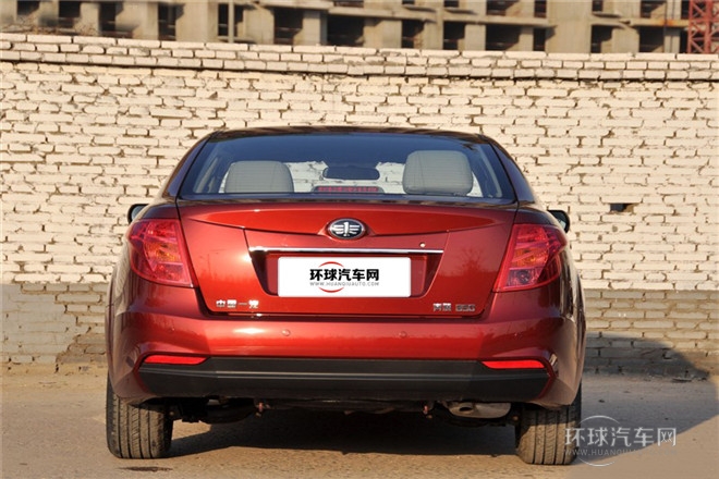 2013款 1.6L MT舒適型