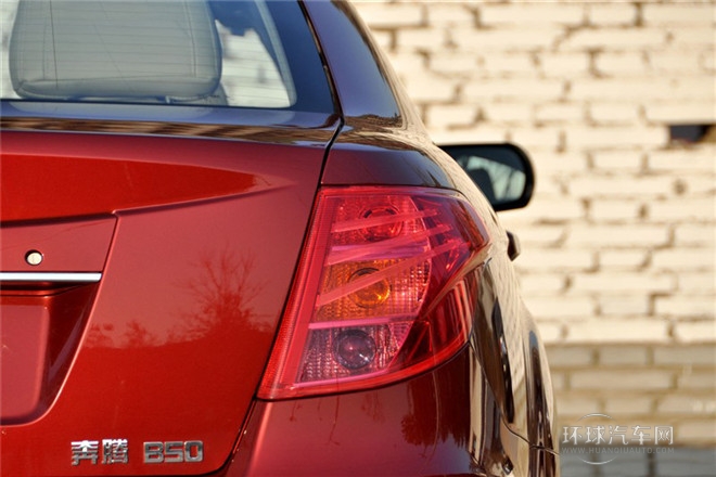 2013款 1.6L MT舒適型