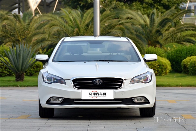 2013款 1.6L MT豪華型