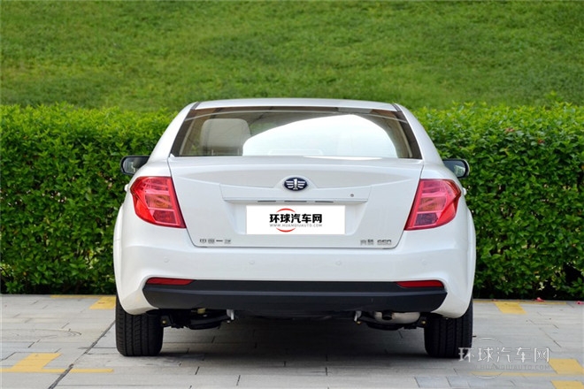 2013款 1.6L MT豪華型