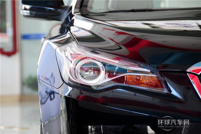 2013款 1.8L AT舒適型