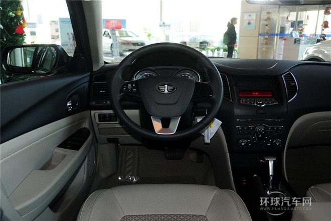 2013款 1.8L AT舒適型