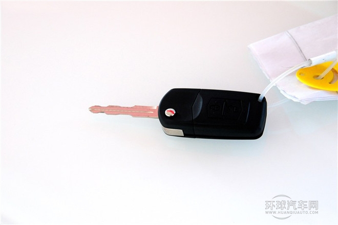 2013款 1.8L AT舒適型