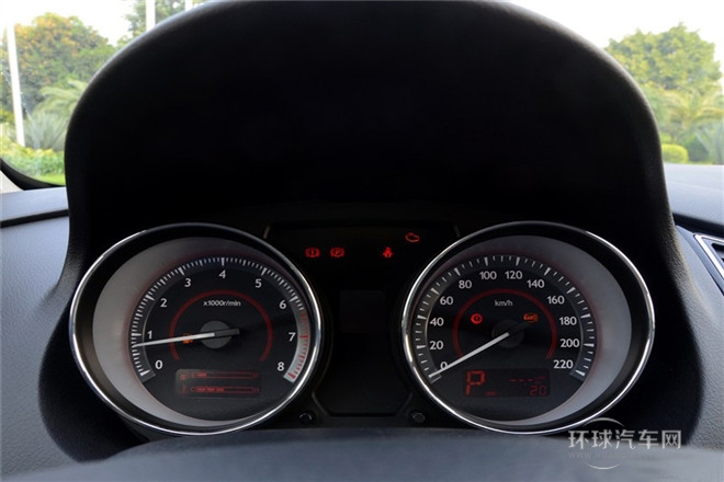 2013款 1.8L AT尊貴型