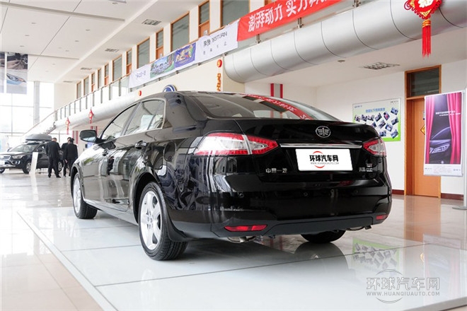 2014款 1.8T 自動(dòng)豪華型