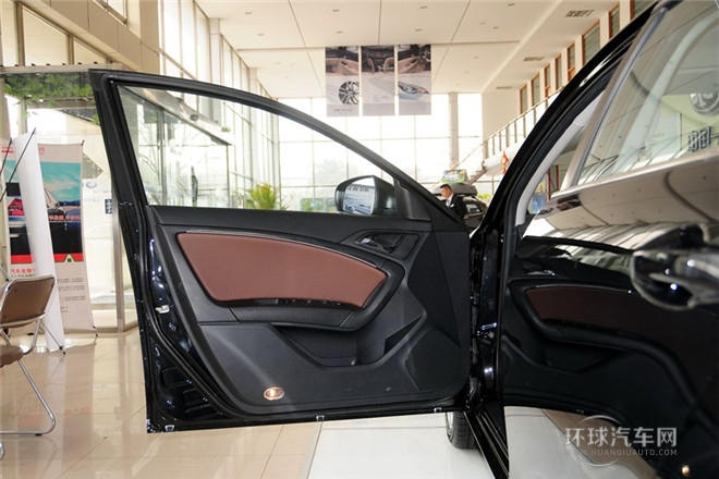 2014款 1.8T 自動豪華型