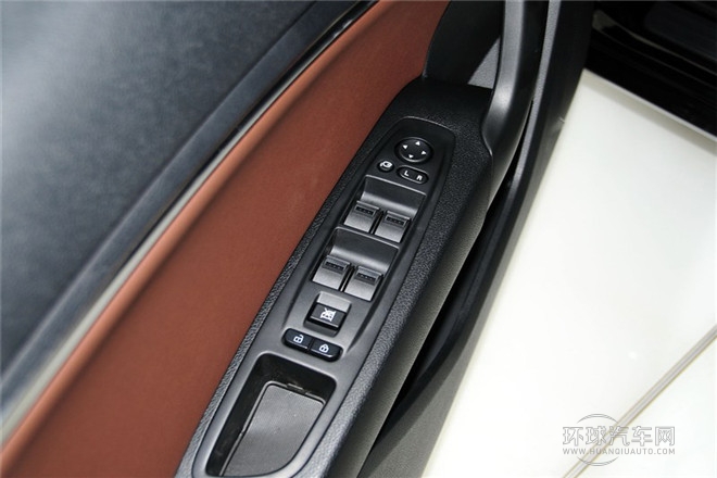 2014款 1.8T 自動(dòng)豪華型