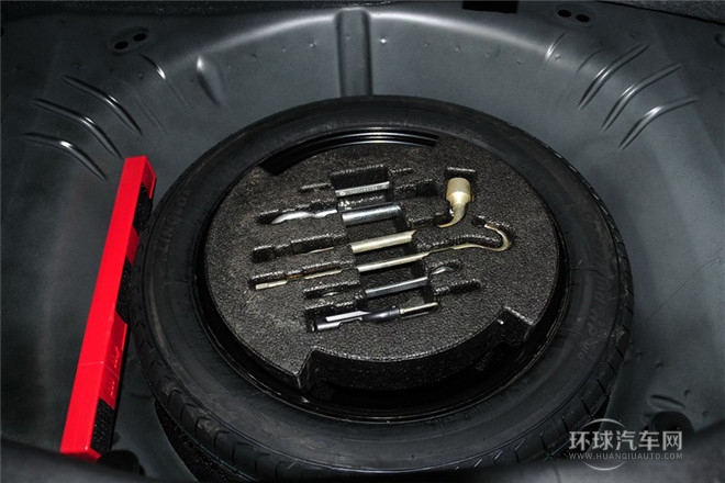 2014款 1.8T 自動豪華型