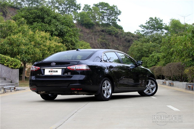 2014款 1.8T 自動旗艦型