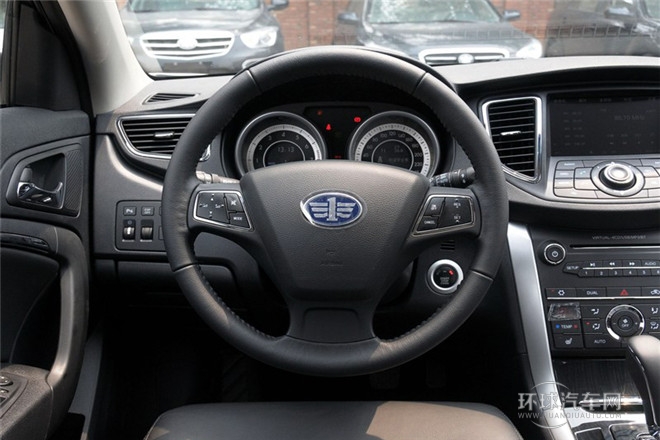 2014款 2.0T 自動豪華型