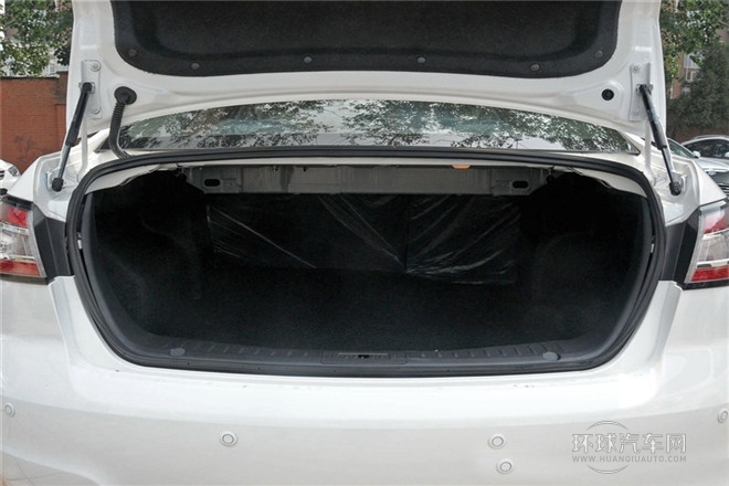 2014款 2.0T 自動豪華型