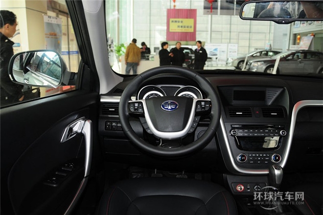 2013款 2.0L 手動(dòng)豪華型