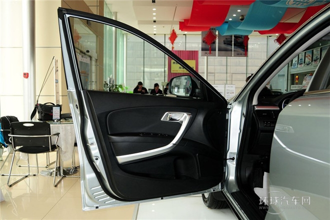 2013款 2.0L 手動豪華型