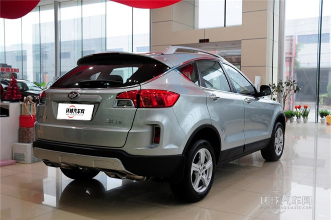 2013款 2.0L 自動舒適型