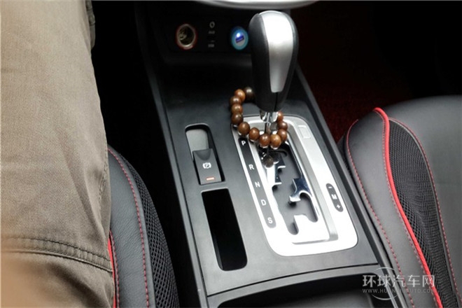 2013款 2.0L 自動舒適型