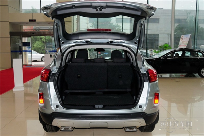 2013款 2.0L 自動舒適型