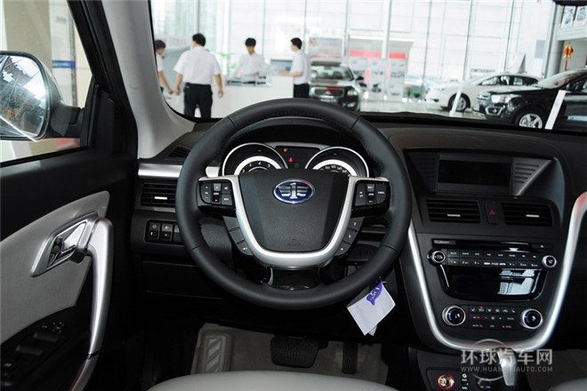 2013款 2.0L 自動豪華型