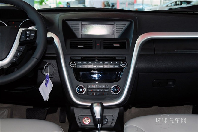 2013款 2.0L 自動豪華型