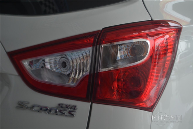 2014款 1.6L CVT兩驅(qū)精英型