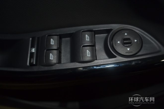 2012款 三廂 1.6L AT風尚型