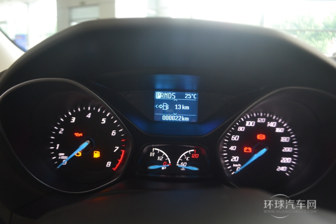 2012款 三廂 1.6L AT風尚型