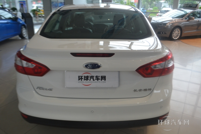 2012款 三廂 1.6L AT風尚型