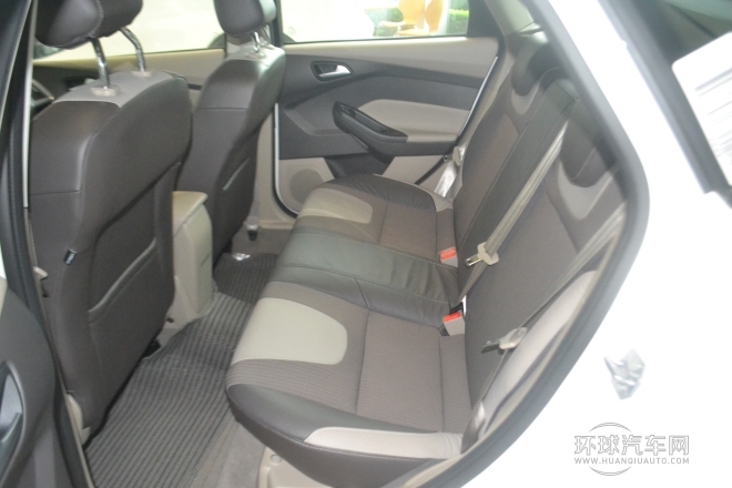 2012款 兩廂 1.6L AT風尚型