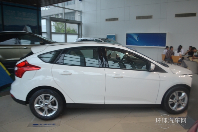 2012款 兩廂 1.6L AT風尚型