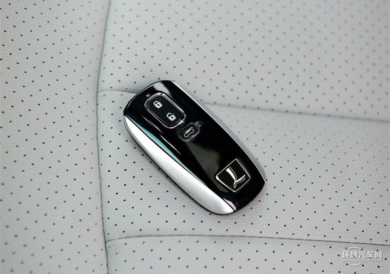 2014款 2.2T 四驅旗艦型