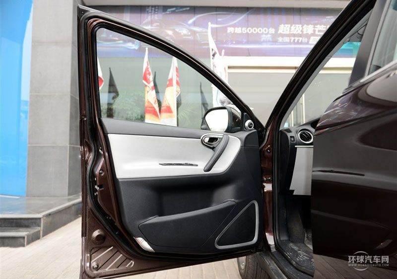 2014款 2.2T 四驅(qū)旗艦型