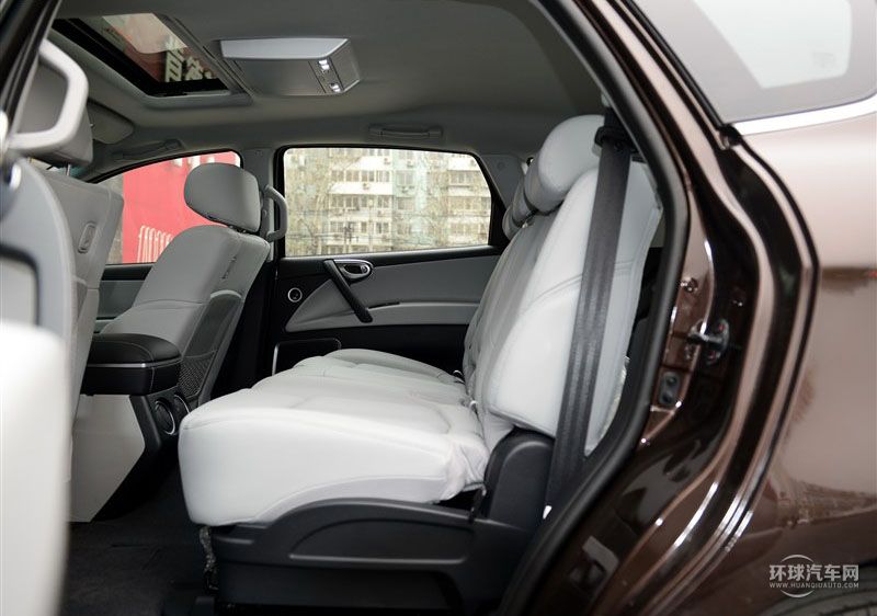 2014款 2.2T 四驅旗艦型