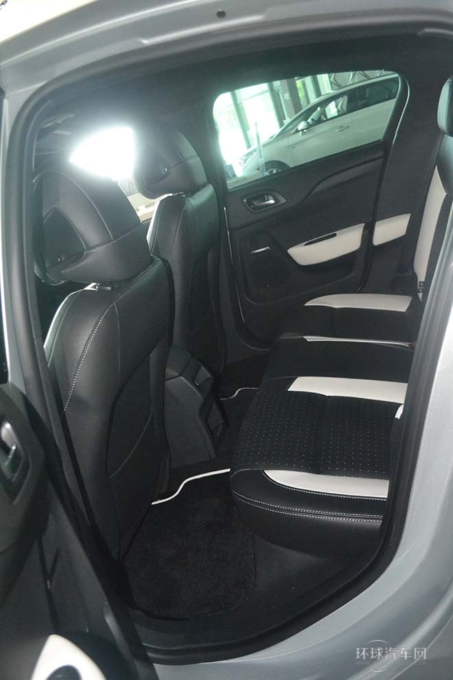 2012款 1.6T 風(fēng)尚版