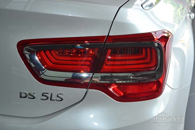 2014款 1.8L 自動(dòng)舒適版VTi140