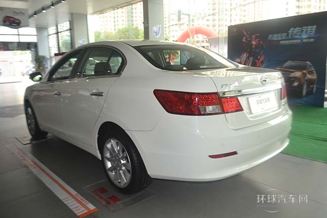 2013款 1.8T 自動豪華版