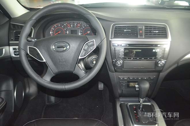 2013款 1.8T 自動(dòng)豪華版