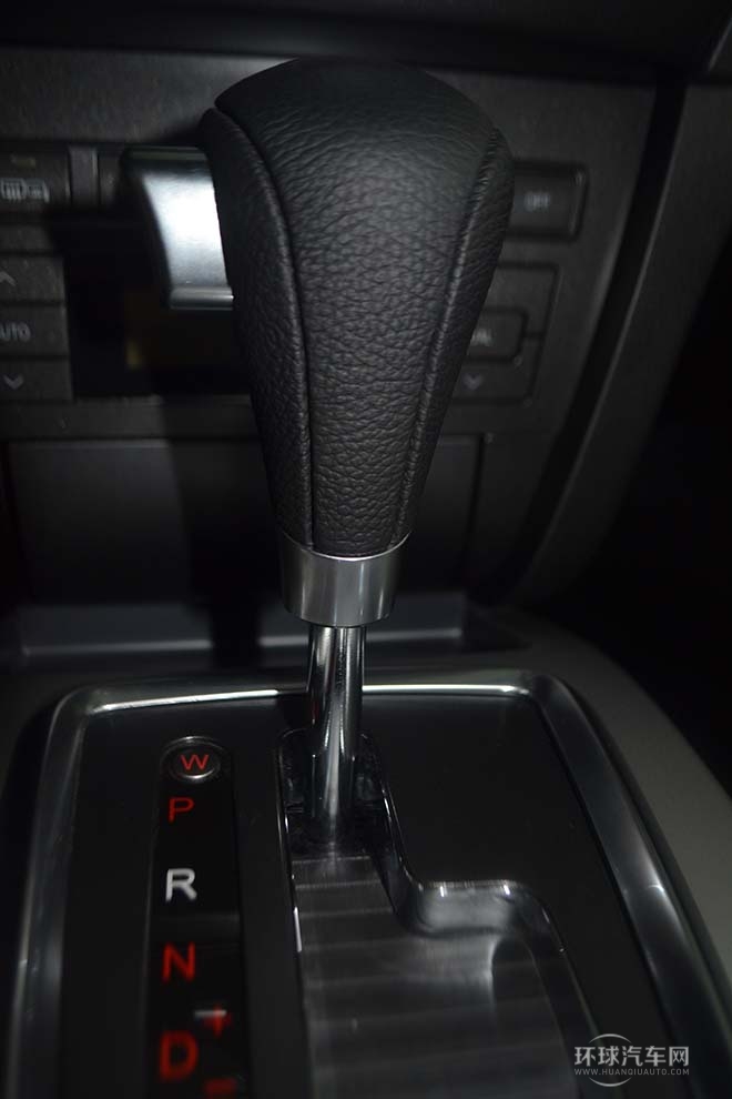 2013款 1.8T 自動豪華版