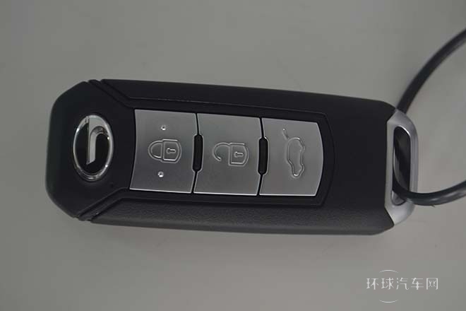 2012款 2.0L 手動兩驅舒適版