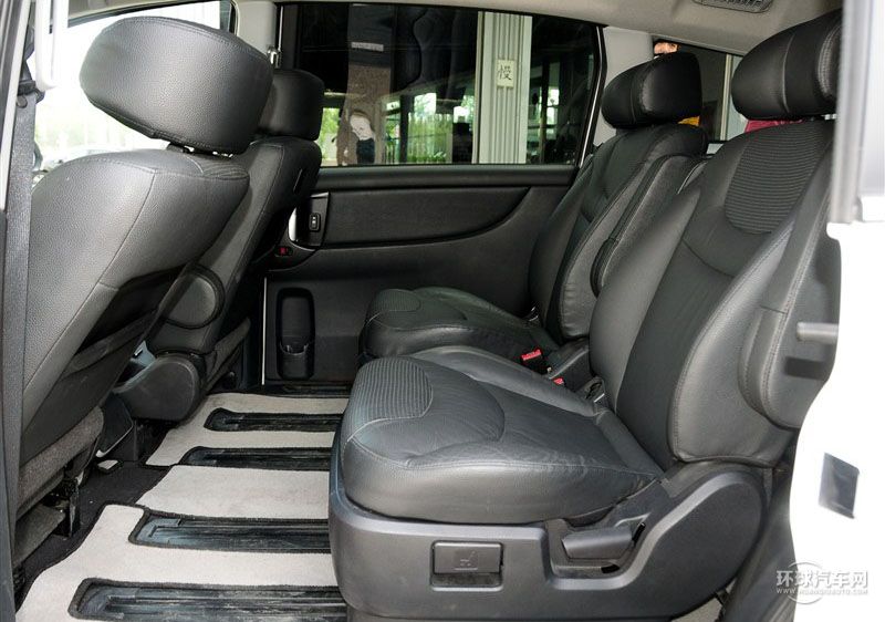 2013款 2.0T 行政型