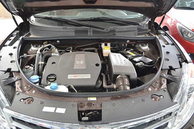 2013款 1.8T 自動(dòng)兩驅(qū)豪華版