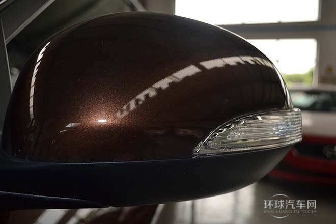 2013款 1.8T 自動兩驅豪華版