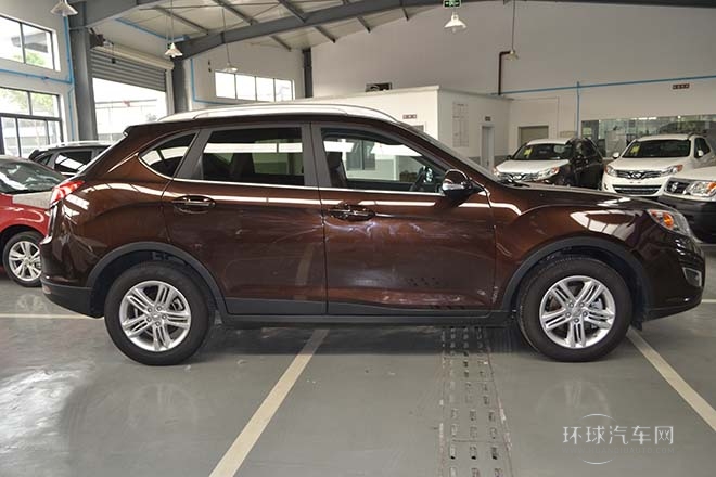 2013款 1.8T 自動兩驅(qū)豪華版