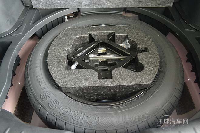 2013款 1.8T 自動兩驅精英版