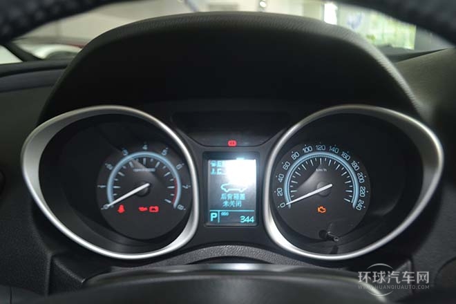 2013款 1.8T 自動兩驅精英版