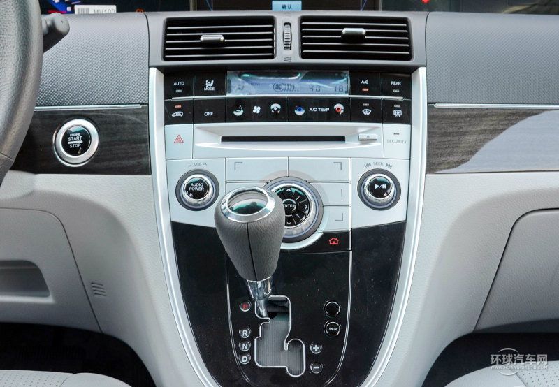 2013款 2.0T 商務(wù)型